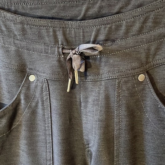 KUHL stretch travel pants Women Gray cargo drawstring waist Size 6S - Picture 5 of 16
